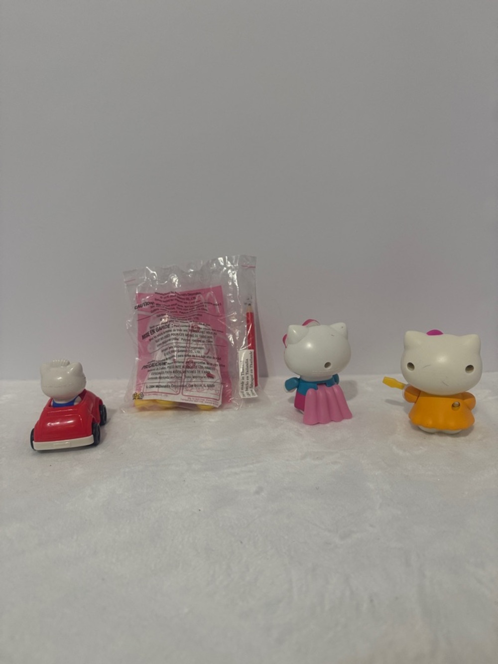 Hello kitty figures McDonald’s happy set Sanrio lot of 4 - Picture 2 of 6